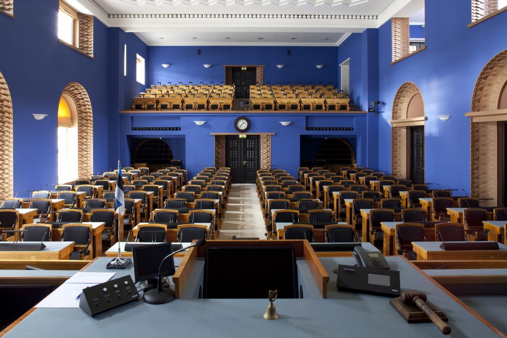 Riigikogu istungisaal, vaade istungi juhataja kohalt saalile
