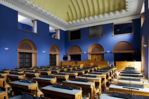 Riigikogu istungisaal aastal 2013