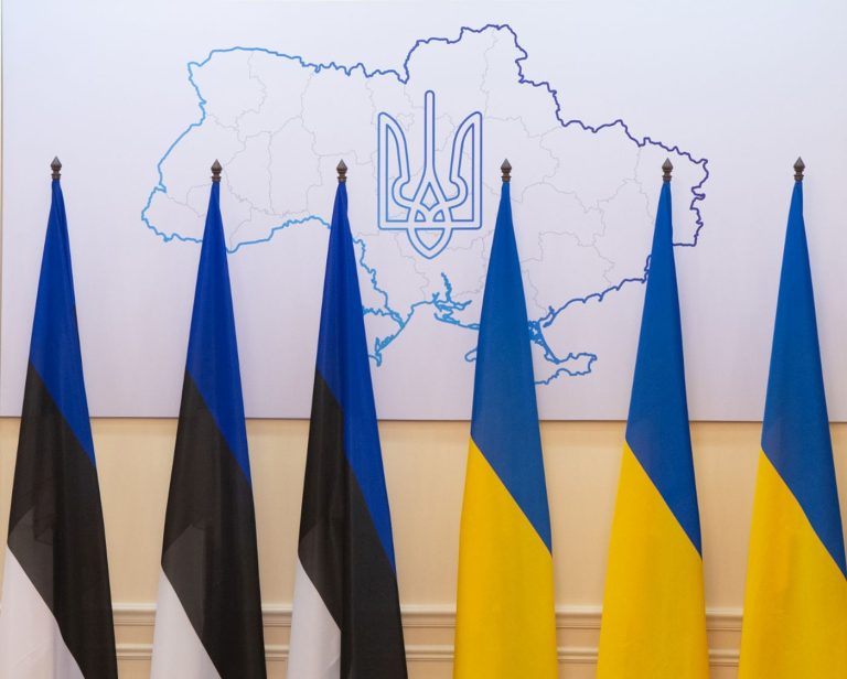 Eesti ja Ukraina lipud. Autor: Erik Peinar