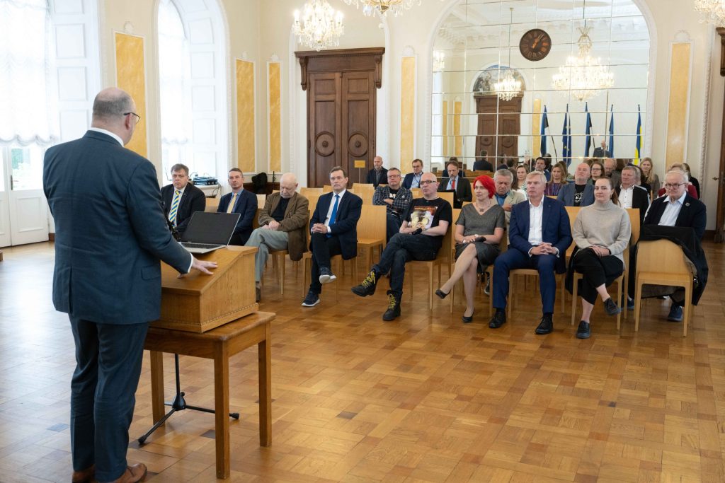 Toompea lossi Valges saalis tähistati pidulikult Eesti põhiseaduse 106. aastapäeva. Foto: Erik Peinar
