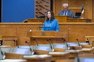 Sotsiaalminister Karmen Joller umbusaldusavalduse arutelul. Foto: Erik Peinar