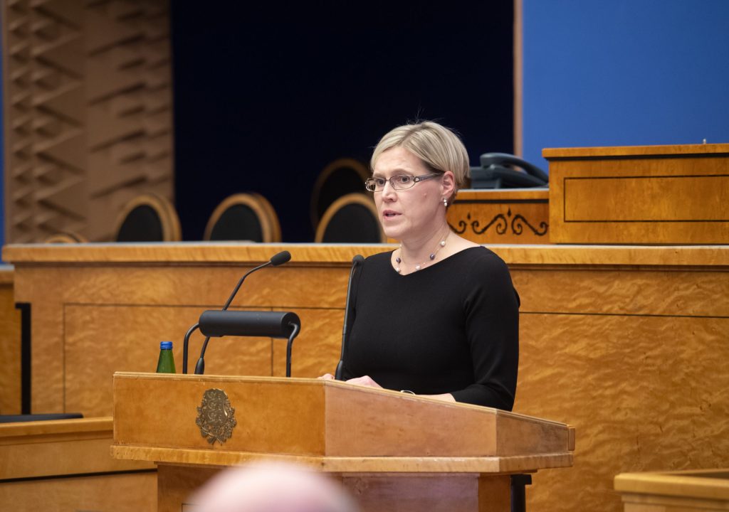 Riigikogu võttis tänasel istungil vastu otsuse, millega nimetatakse Ülle Madise õiguskantsleri ametisse teiseks ametiajaks.