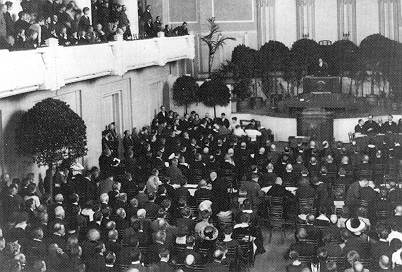 Asutava Kogu avamine Estonia kontserdisaalis 23. aprillil 1919.