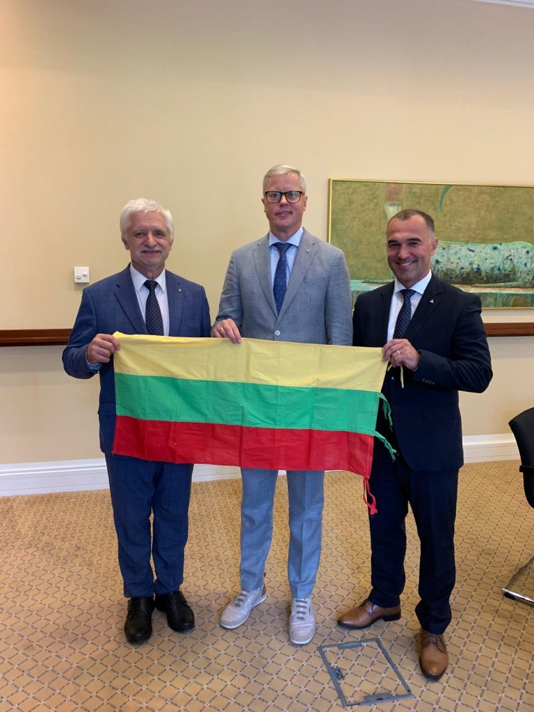 Timo Suslov osaleb Balti keti 35. aastapäeva tähistamisel Leedus