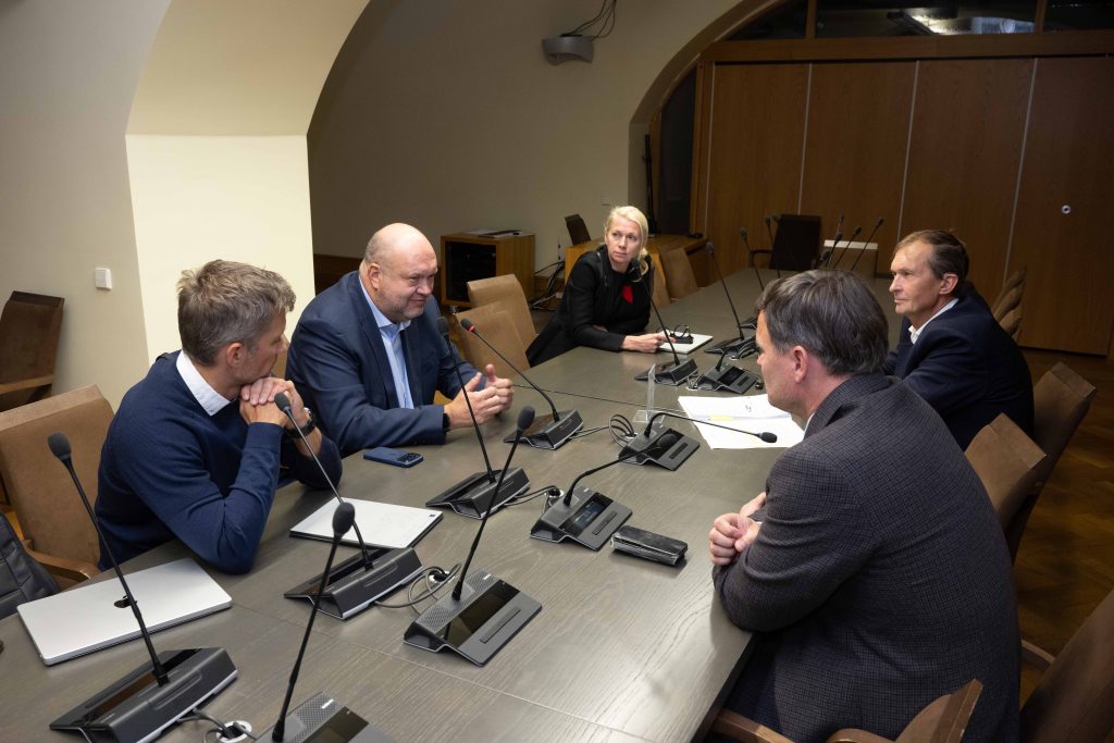 Riigikogu tippspordi ja treenerite toetusrühm