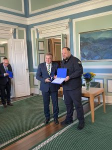 Riigikogu esimees Lauri Hussar pälvis Ukraina toetamise eest Ukraina Ülemraada teenetemärgi.